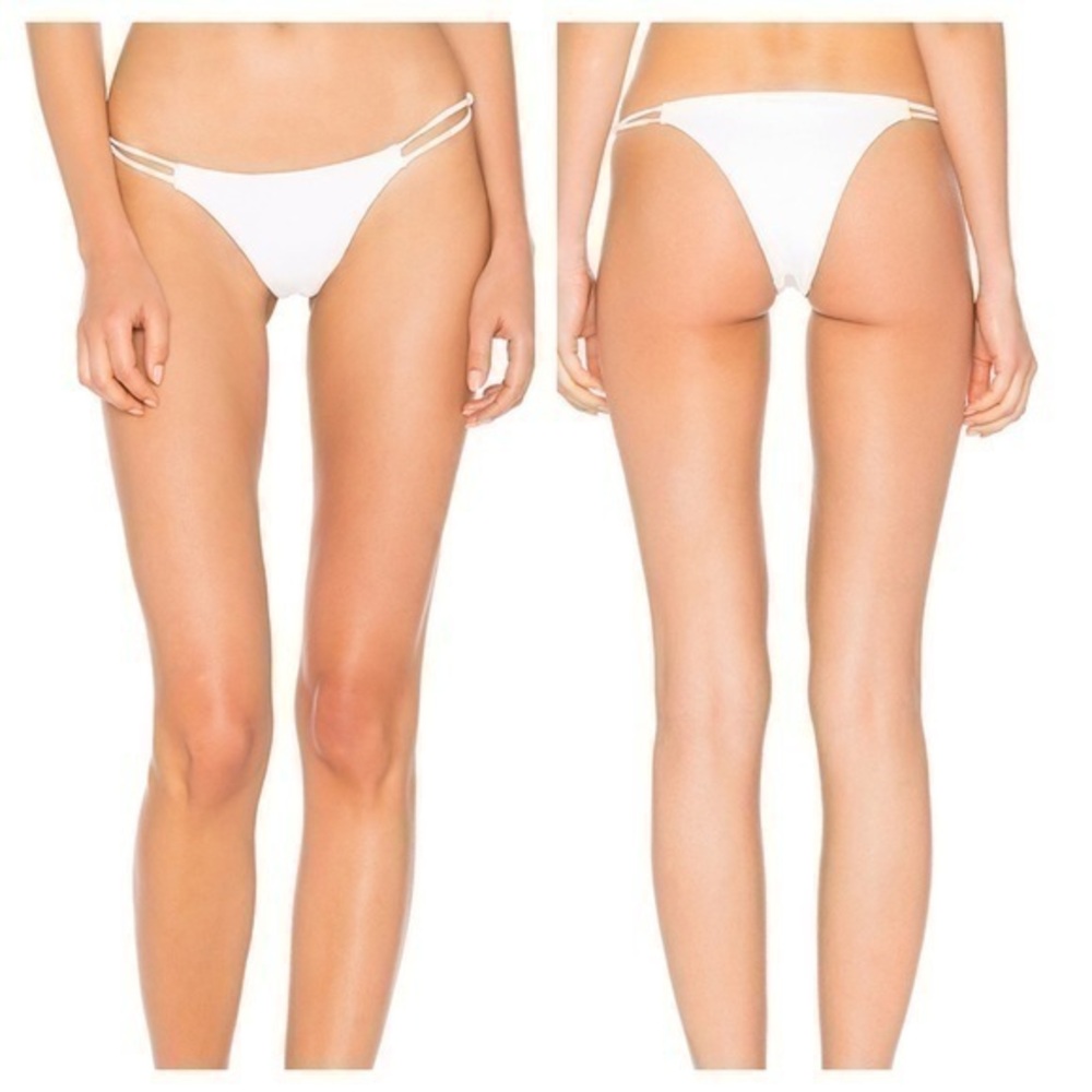 NEW Tavik Asher Moderate Covrage Bikini Bottom in White Ribbed Size Small